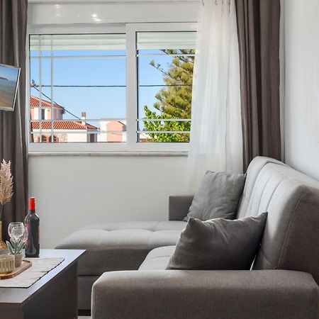 Nikos Apartments Agia Marina Exteriér fotografie