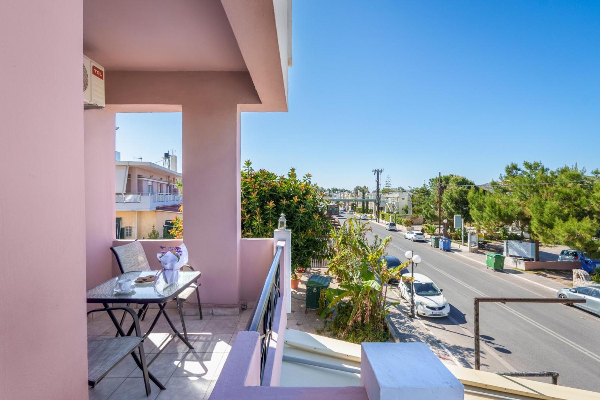 Nikos Apartments Agia Marina Exteriér fotografie