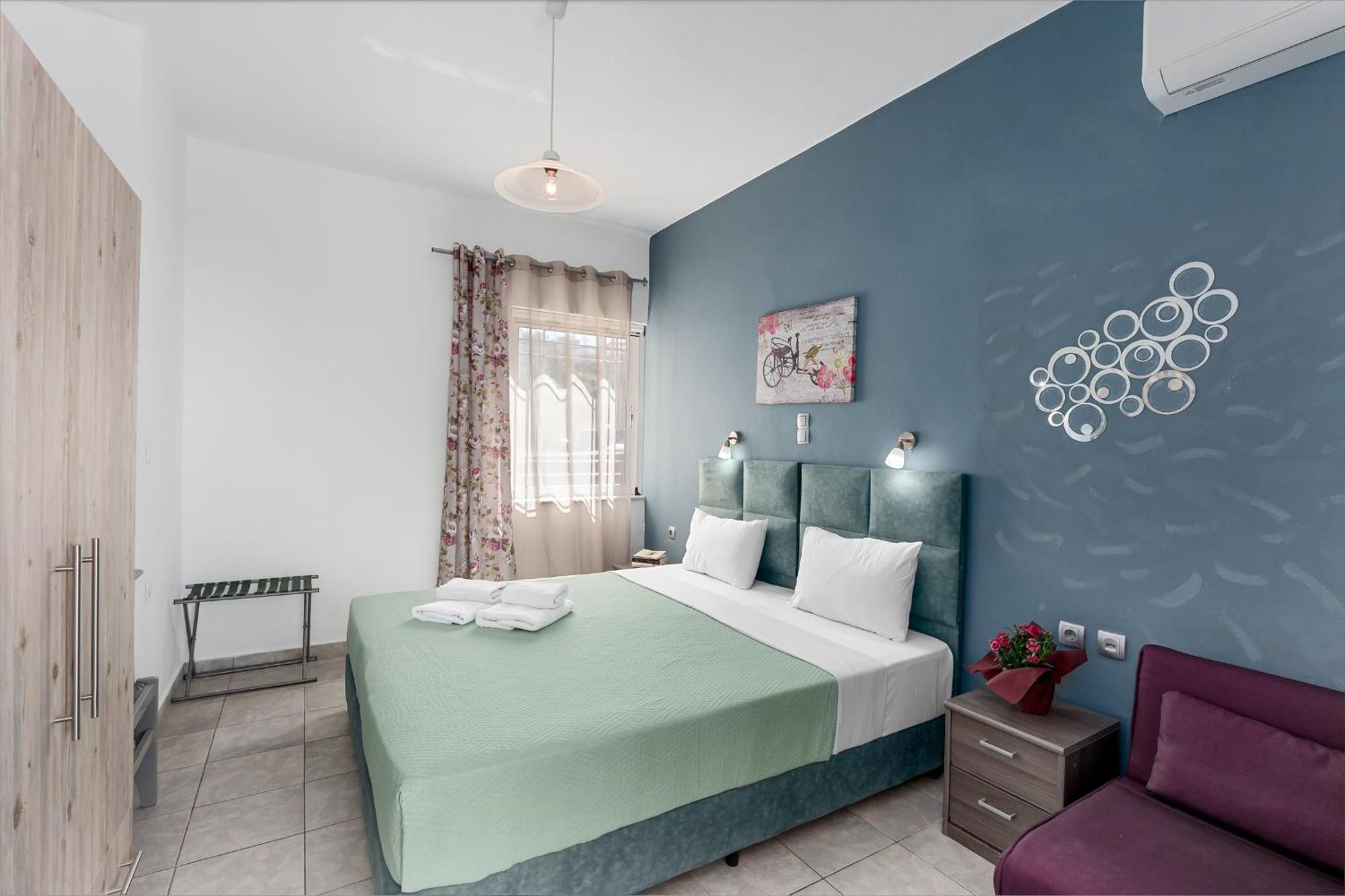 Nikos Apartments Agia Marina Exteriér fotografie